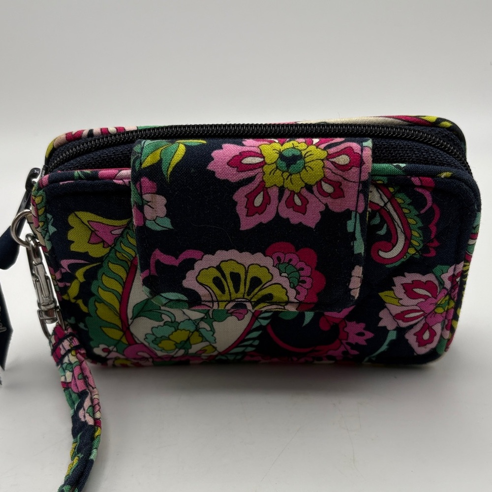 Vera Bradley zip around wallet wristlet